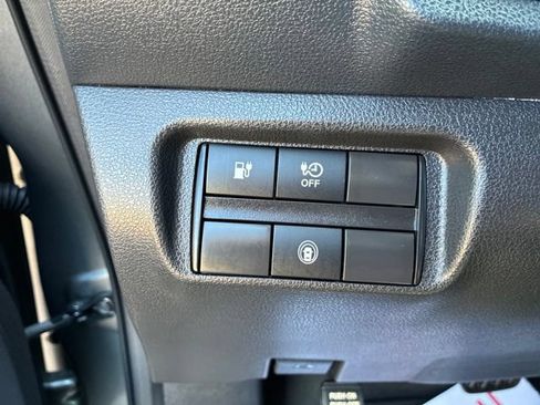 Certified 2025 Nissan Leaf S FWD image 30