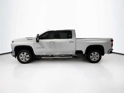 Used 2023 Chevrolet Silverado 3500 LTZ w/ LTZ Convenience Package image 4