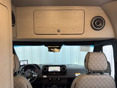 Used 2023 Mercedes-Benz Sprinter 3500 w/ Parking Package image 79