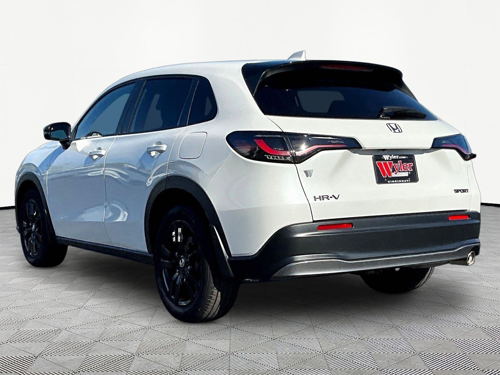 Used 2026 Honda HR-V Sport image 4