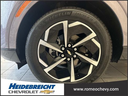 Used 2024 Chevrolet Equinox EV LT w/ LPO, All-Weather Mat Package AWD/4WD image 7