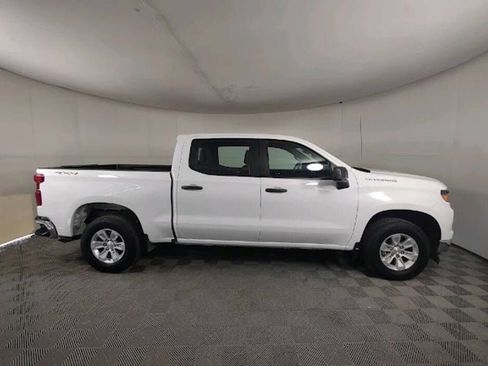 Used 2023 Chevrolet Silverado 1500 W/T w/ Trailering Package AWD/4WD image 9