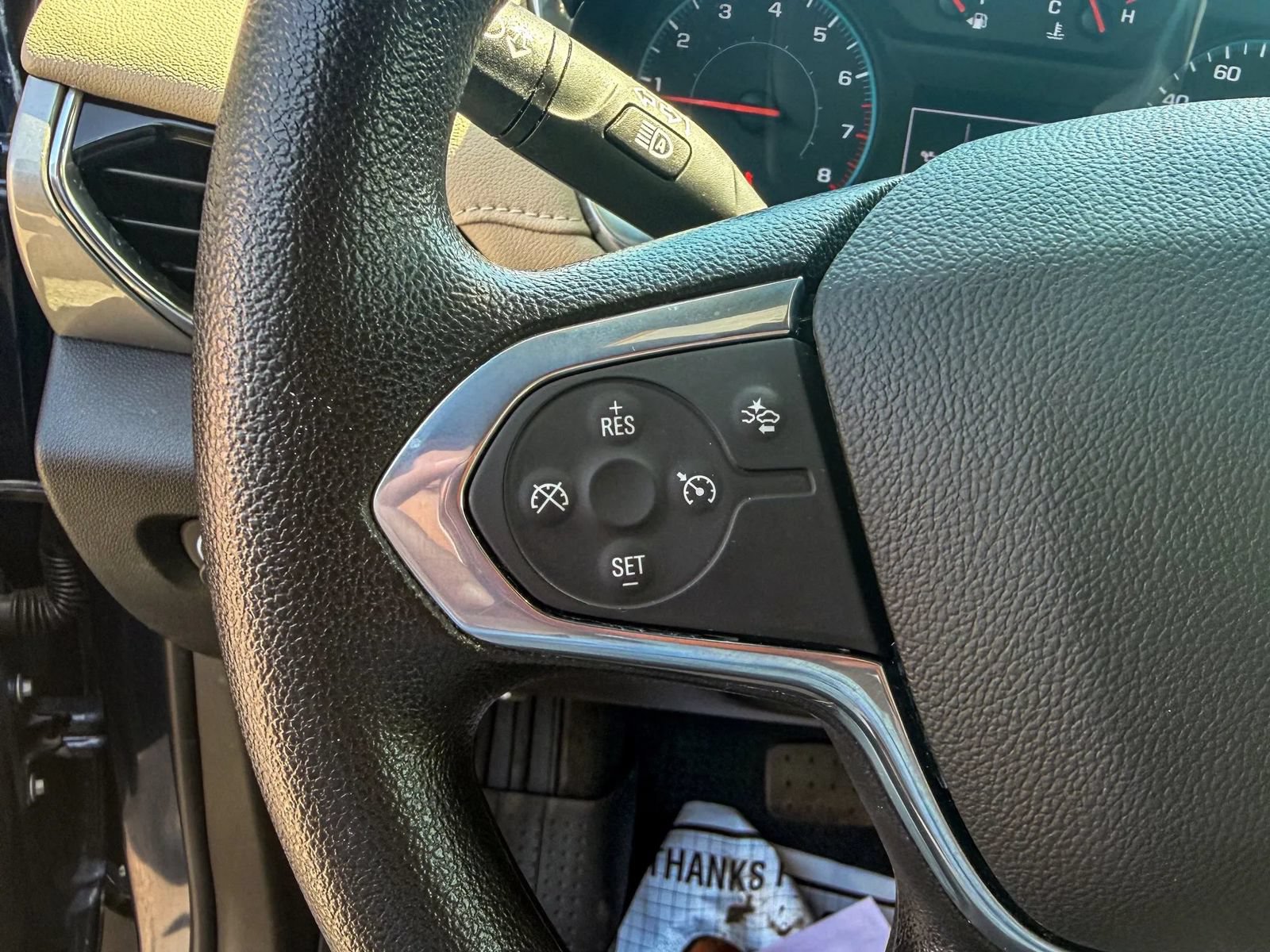 Used 2022 Chevrolet Traverse LS FWD image 24