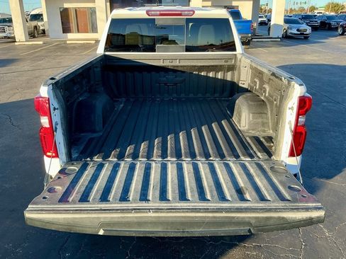 Used 2022 Chevrolet Silverado 1500 LTZ w/ LTZ Premium Package image 18