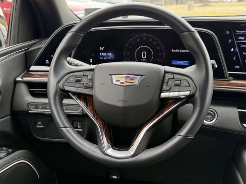 Used 2024 Cadillac Escalade Luxury image 11