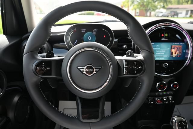 Used 2024 MINI Cooper S FWD image 45