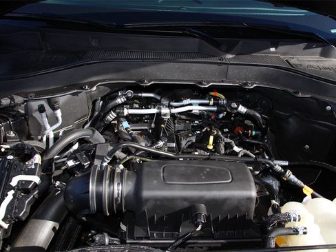 Certified 2024 Ford Explorer XLT w/ Equipment Group 202A image 30