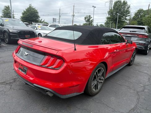 Used 2022 Ford Mustang Premium RWD image 5