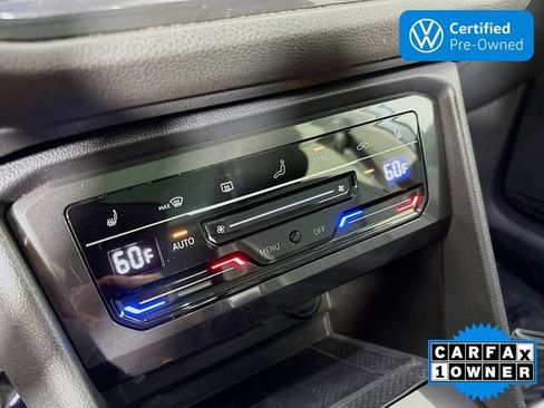 Used 2023 Volkswagen Tiguan SE w/ Panoramic Sunroof Package AWD/4WD image 15