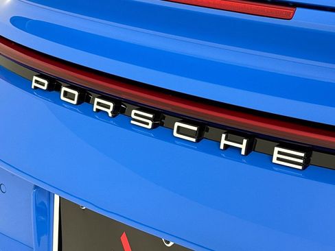 Certified 2022 Porsche 911 Turbo S AWD/4WD image 35