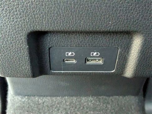 Used 2025 Mitsubishi Eclipse Cross SE image 31