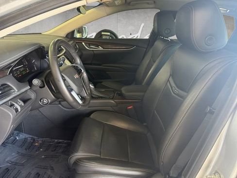 Used 2019 Cadillac XTS Luxury image 19