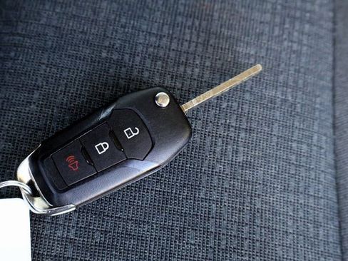 Certified 2025 Ford F150 XLT w/ Equipment Group 301A Standard image 34