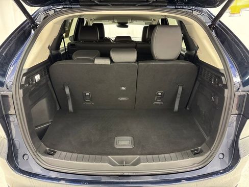 Used 2025 MAZDA CX-90 3.3 Turbo w/ Select Package image 16