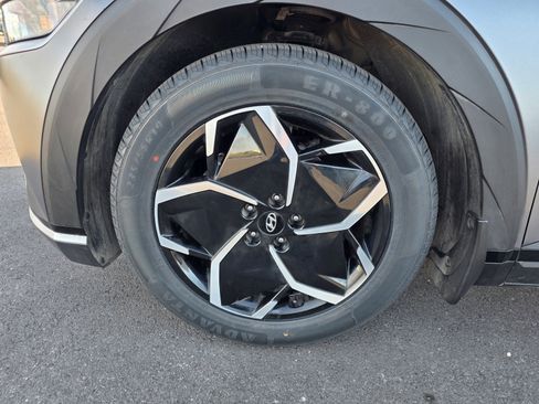 Used 2023 Hyundai Ioniq 5 SEL image 9