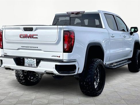 Used 2021 GMC Sierra 1500 AT4 w/ AT4 Value Package image 2