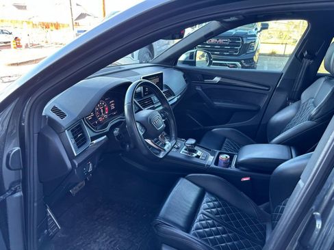 Used 2018 Audi SQ5 Premium Plus w/ S Sport Package image 9