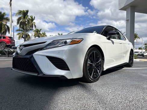 Used 2020 Toyota Camry XSE image 21