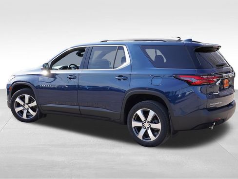 Certified 2023 Chevrolet Traverse LT w/ LT Premium Package image 8