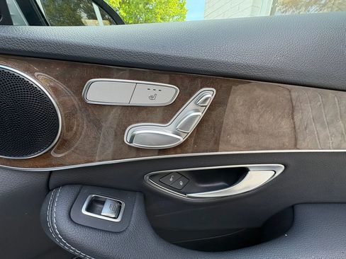 Used 2017 Mercedes-Benz C 300 4MATIC Sedan image 12