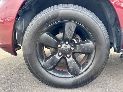 Used 2019 RAM 1500 Express w/ Express Value Package AWD/4WD image 15