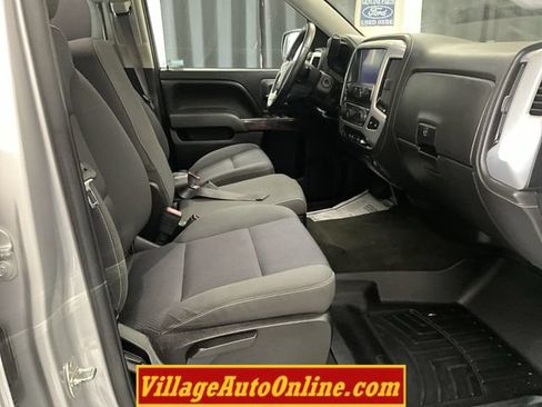 Used 2017 GMC Sierra 1500 SLE w/ SLE Value Package AWD/4WD image 37