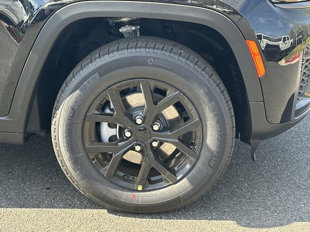 New 2026 Jeep Grand Cherokee Altitude AWD/4WD image 14