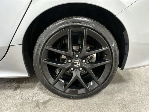 Used 2023 Honda Civic Sport image 6