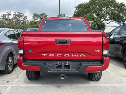 Used 2019 Toyota Tacoma TRD Sport w/ Technology Package RWD image 6