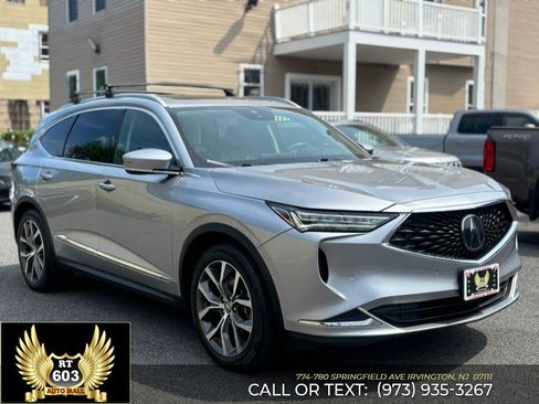 Used 2022 Acura MDX w/ Technology Package AWD/4WD image 3