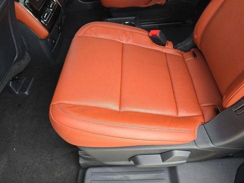 New 2025 Lincoln Aviator Reserve w/ Equipment Group 201A image 17