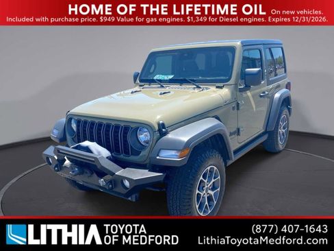 Used 2025 Jeep Wrangler Sport AWD/4WD image 1