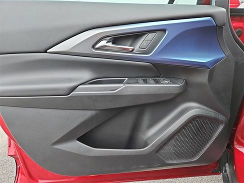 New 2026 Chevrolet Equinox EV LT image 14