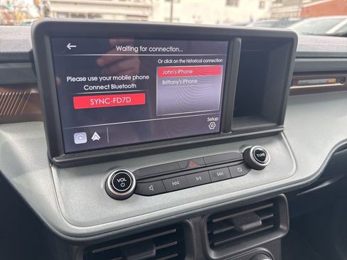 Used 2023 Ford Maverick Lariat w/ Lariat Luxury Package image 8