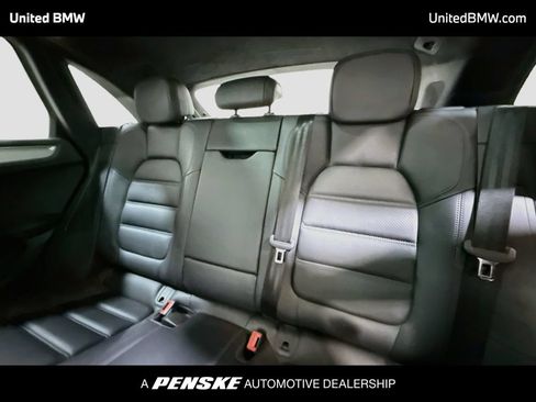 Used 2020 Porsche Macan Turbo AWD/4WD image 20