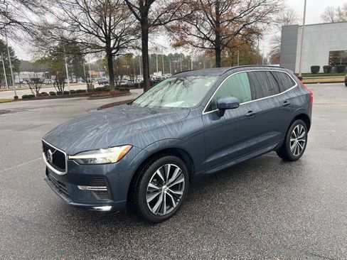 Used 2022 Volvo XC60 B5 Momentum w/ Protection Package Premier image 1