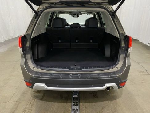 Used 2019 Subaru Forester Touring w/ Popular Package #3 image 11