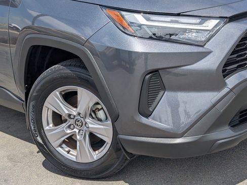 Used 2025 Toyota RAV4 LE AWD/4WD image 10