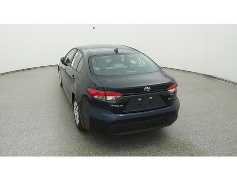 Used 2024 Toyota Corolla LE image 7