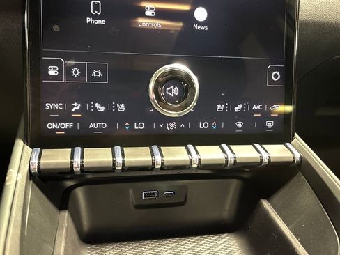 New 2026 GMC Terrain AT4 w/ Convenience Package III image 41