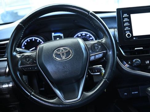 Used 2022 Toyota Camry SE w/ Carpet Mat Package (TMS) FWD image 14