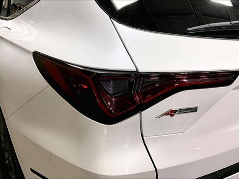 Used 2023 Acura MDX A-Spec image 28