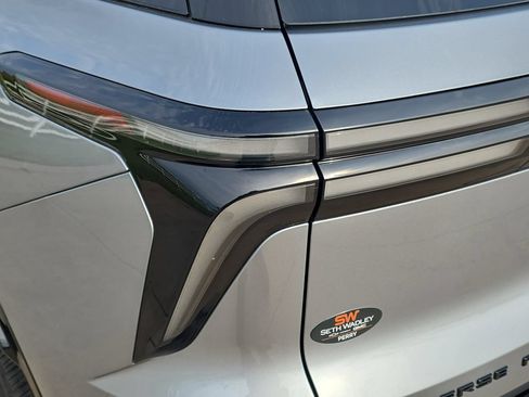 New 2026 Chevrolet Traverse RS w/ LPO, Floor Liner Package AWD/4WD image 34