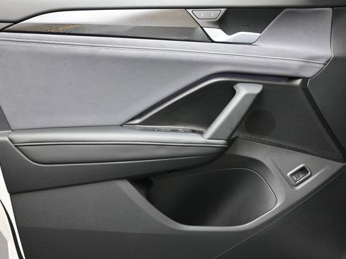 New 2026 Volkswagen Tiguan SE AWD/4WD image 23