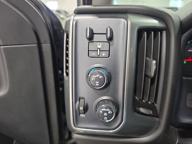 Used 2017 Chevrolet Silverado 1500 LT w/ All Star Edition AWD/4WD image 14