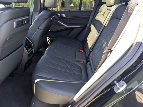 New 2026 BMW X5 M60i w/ Executive Package image 31