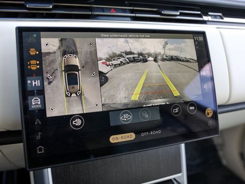 Used 2024 Land Rover Range Rover Autobiography image 29