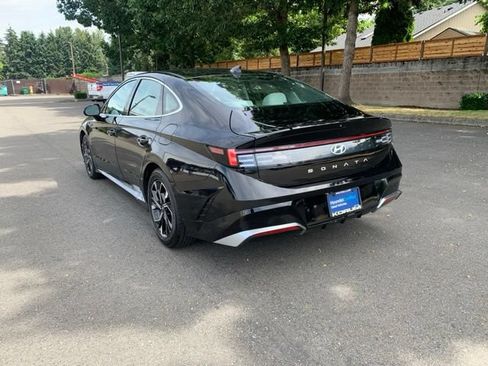 Certified 2024 Hyundai Sonata SEL FWD image 3