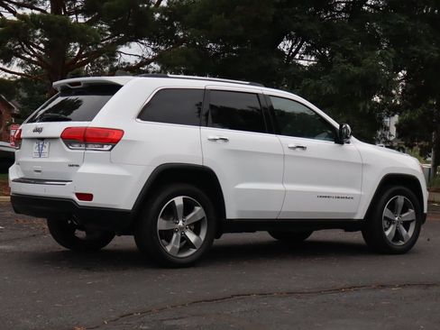 Used 2016 Jeep Grand Cherokee Limited AWD/4WD image 5