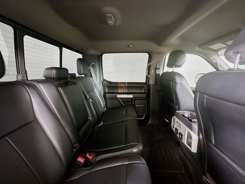 Used 2019 Ford F150 Lariat w/ Max Trailer Tow Package image 25